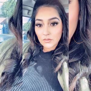 Meet your Posher, Laurie